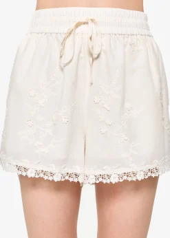 Ella Short ~ Macadamia