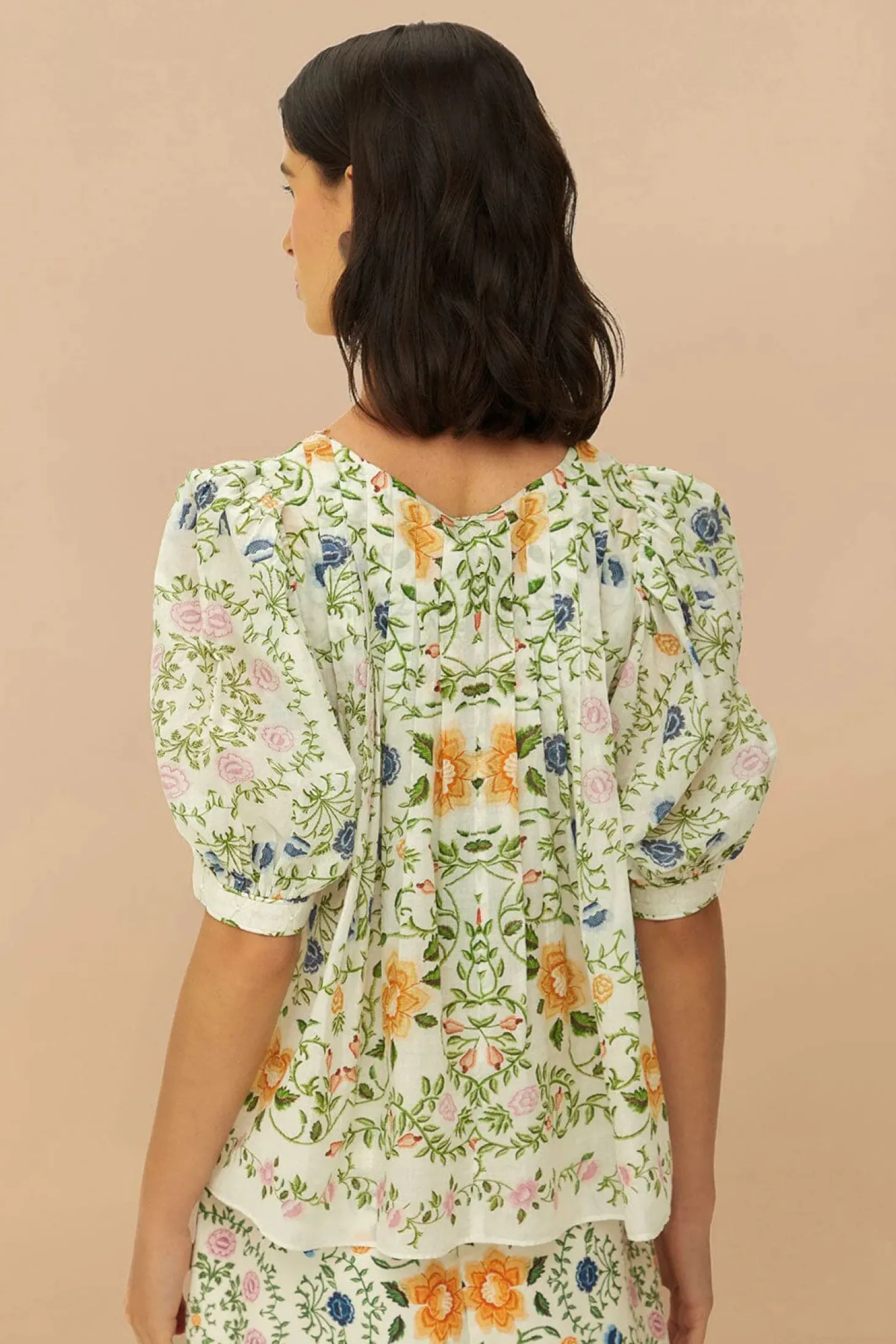 Folk Floral Off-White Short Sleeve Blouse