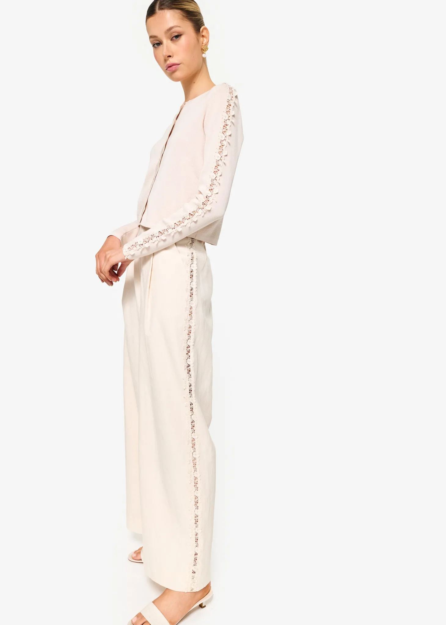 Garcia Cardigan ~ Bone