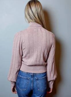 Jennifer Top