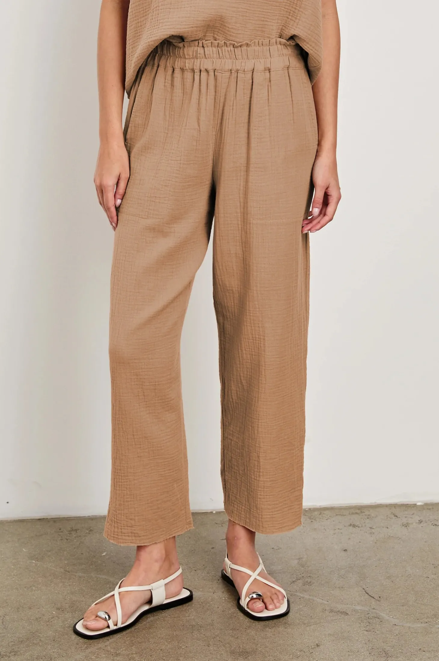 Lenon Crop Pant ~ Taupe
