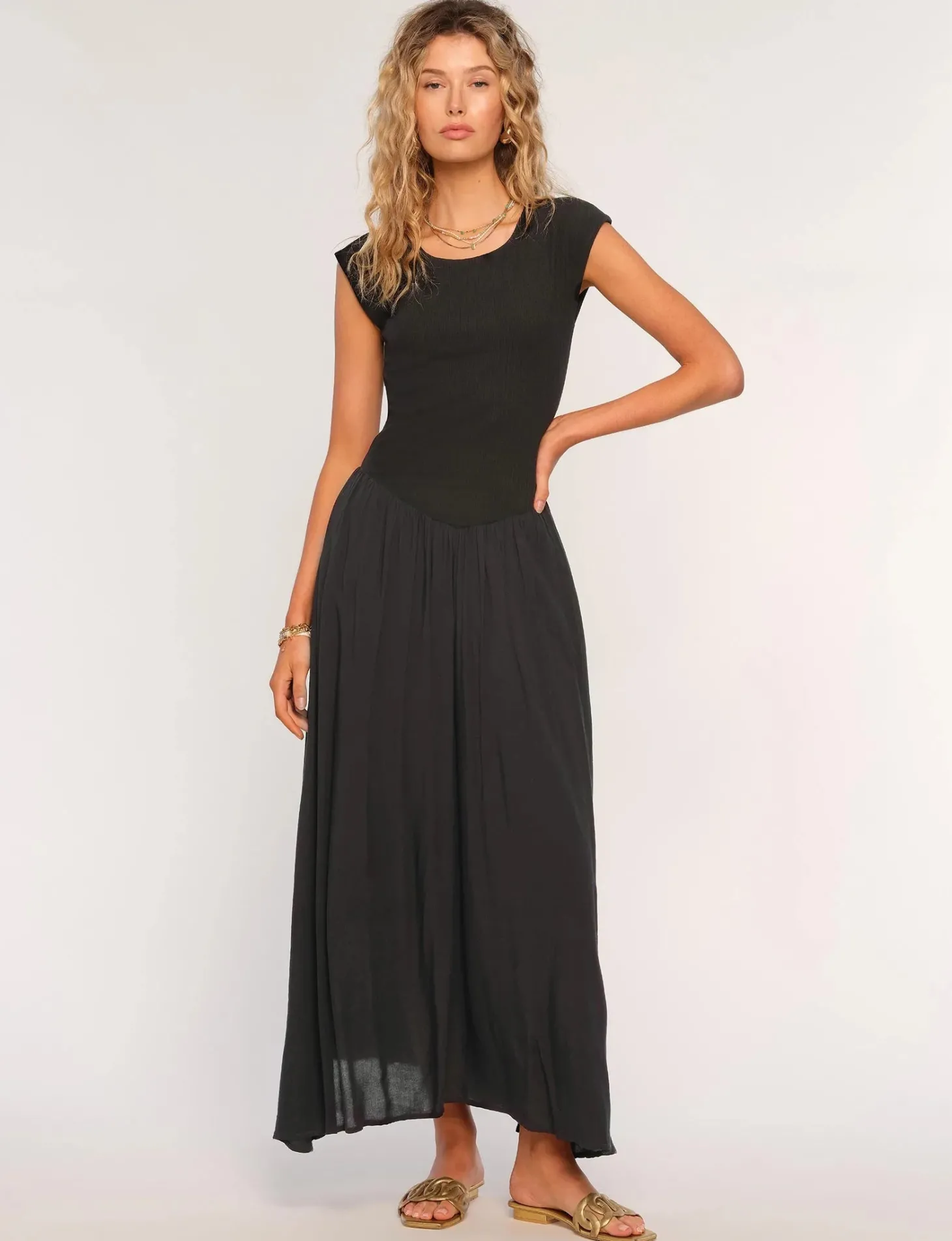 Mora Dress ~ Black