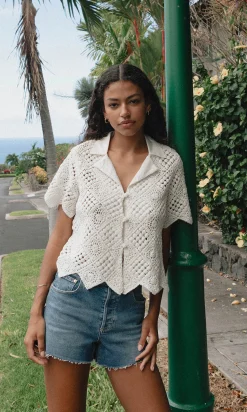 Nan Top ~ Diamond Crochet