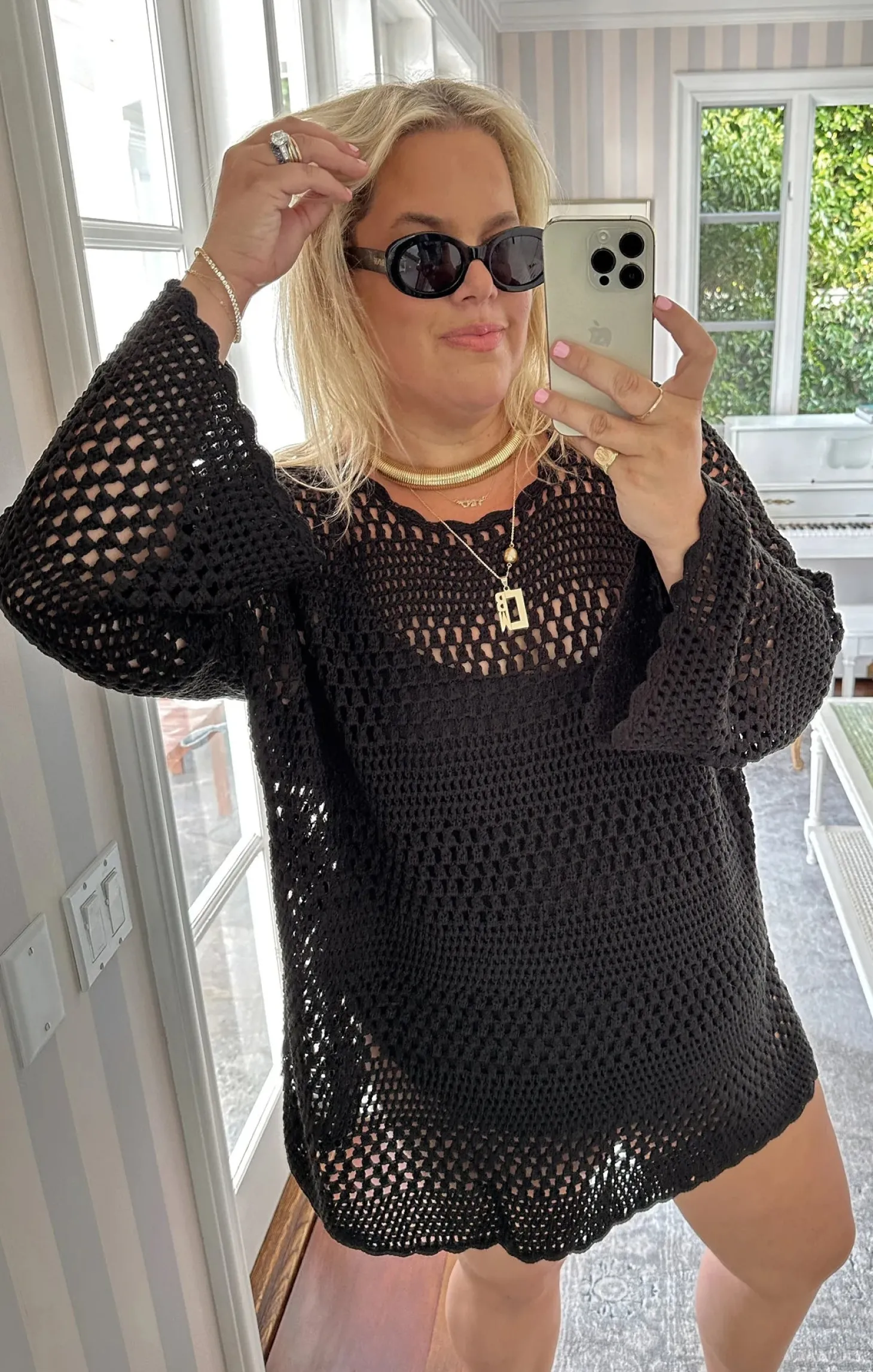 Paula Pullover ~ Black