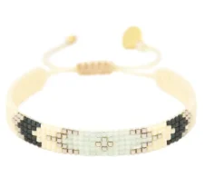 Xs Peeky Bracelet